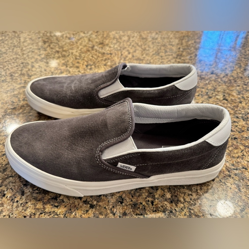 Men’s Vans Slip Ons - Size 11
